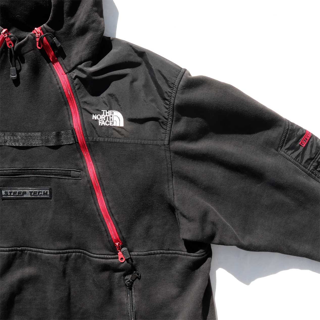 POST JUNK / 90's THE NORTH FACE “BLACK SWEAT” Steep Tech Hooded