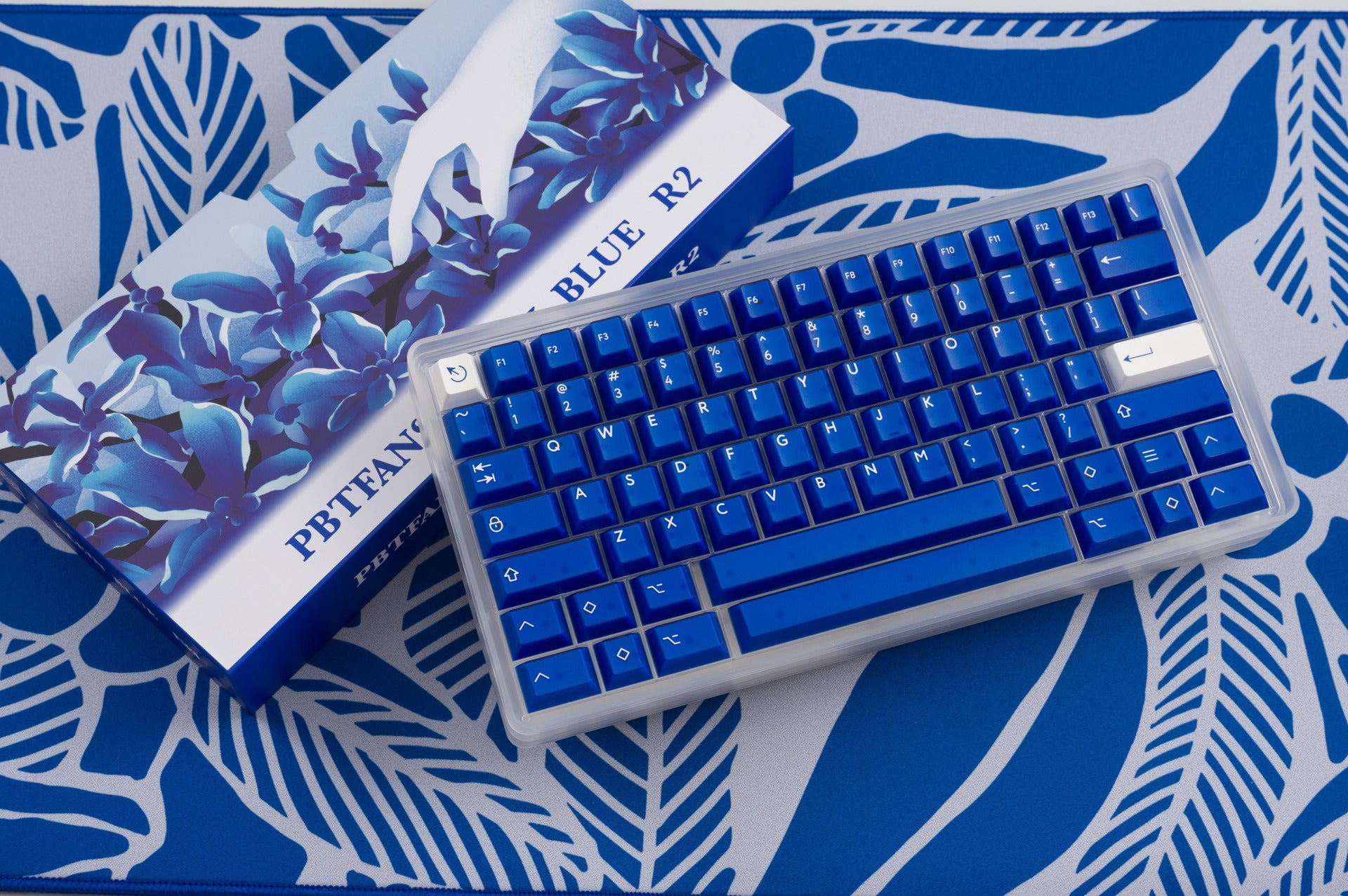 In Stock) PBTFans Klein Blue R2