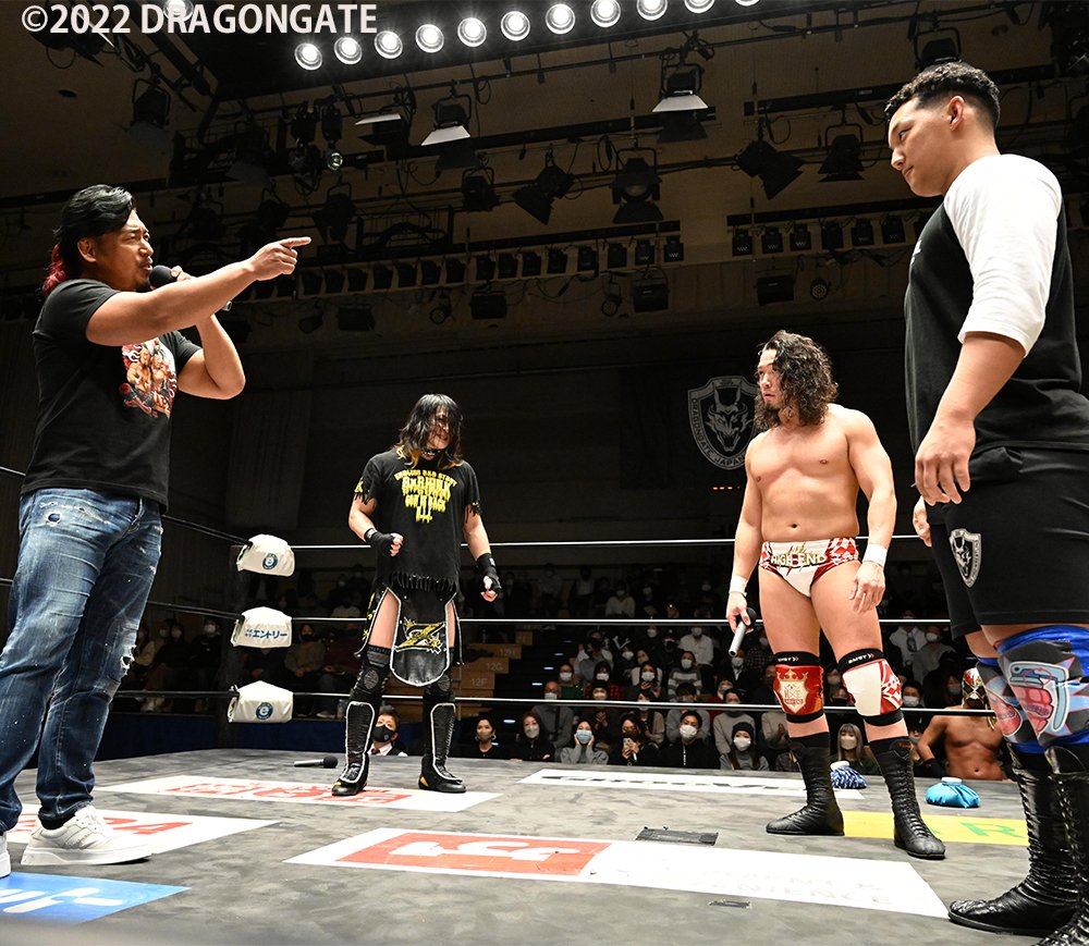 ドラゴンゲート】鷹木信悟が新日本プロレスから電撃参戦！＜12.25福岡