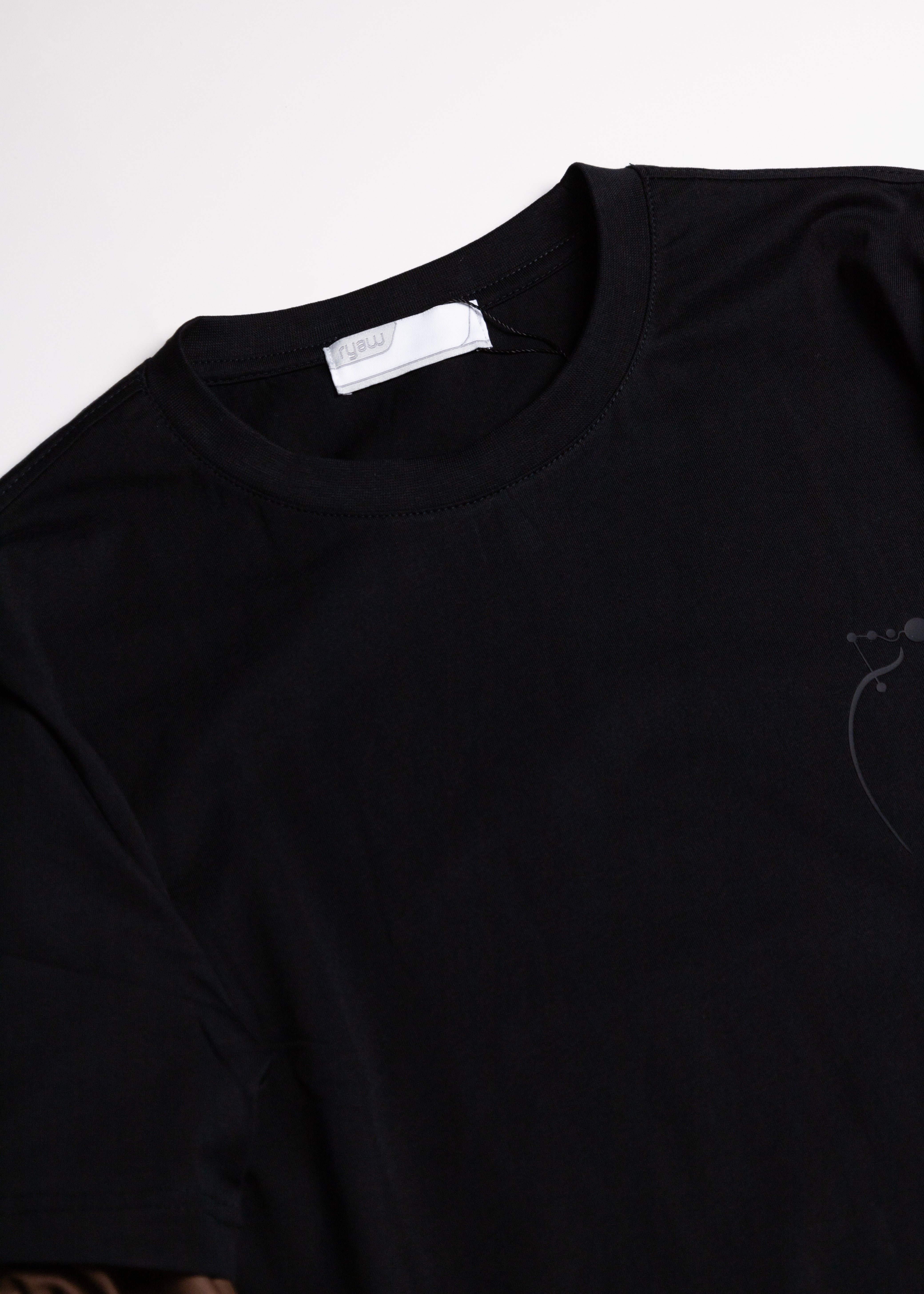 EXCLUSIVE] ryaw（リャウ）VEIN ARM TEE – process