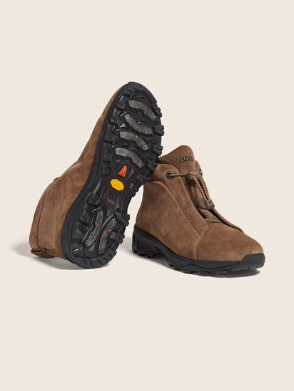 ブラウンスエード Triple Stitch™ Vettaスニーカー FW25 32146995