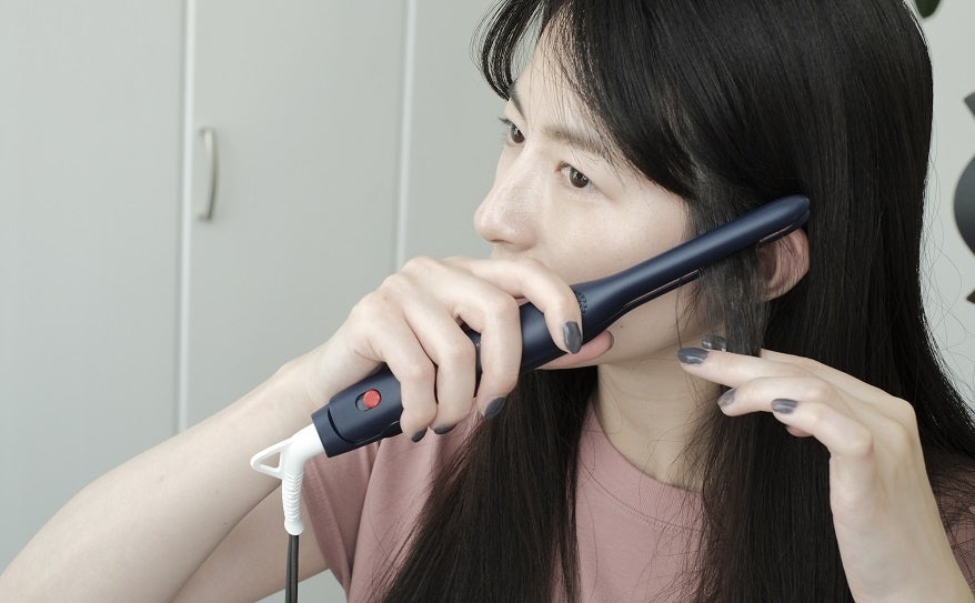 海外でも使えるアレティのヘアアイロン! 口コミでも人気&使い方が簡単
