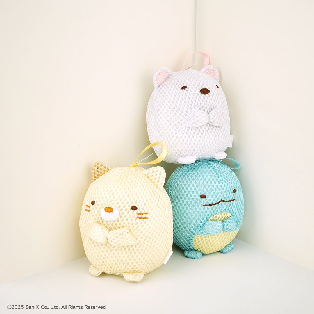 新商品】お風呂で遊べるバスぐるみに『すみっコぐらし』が登場