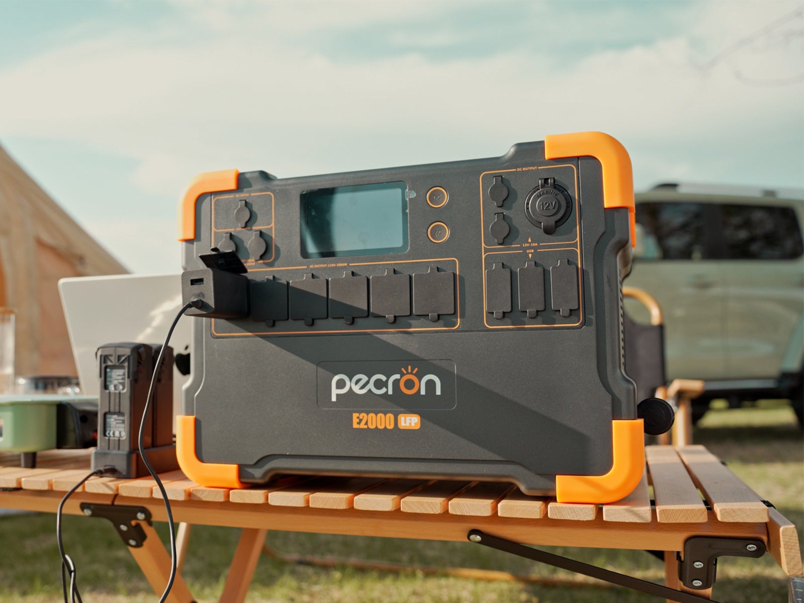 6倍長寿命のリン酸鉄リチウム電池！ポータブル蓄電池「Pecron E2000LFP