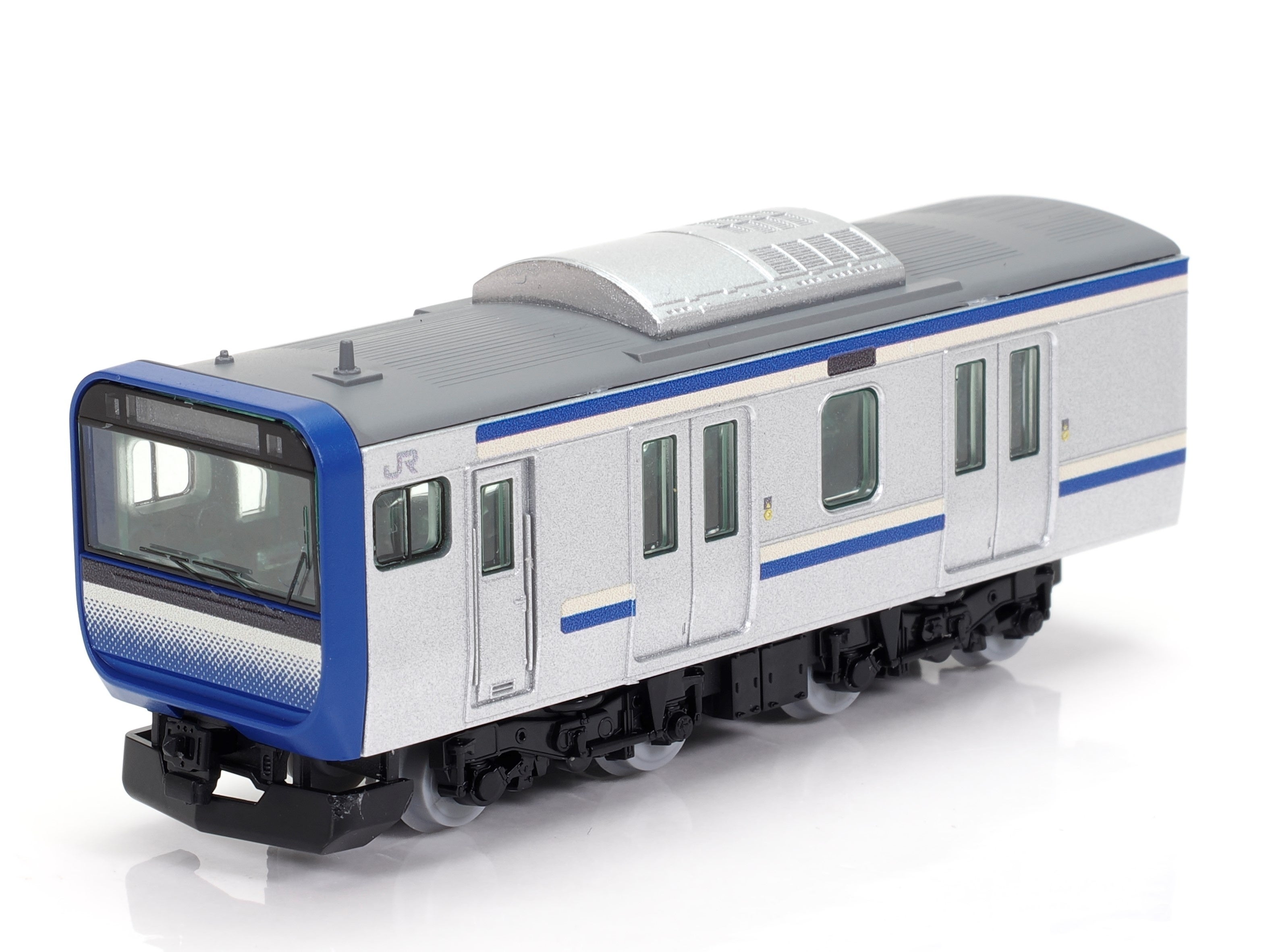 リアルな造形の鉄道模型が“半分サイズ”で手軽に楽しめる新シリーズ「鉄