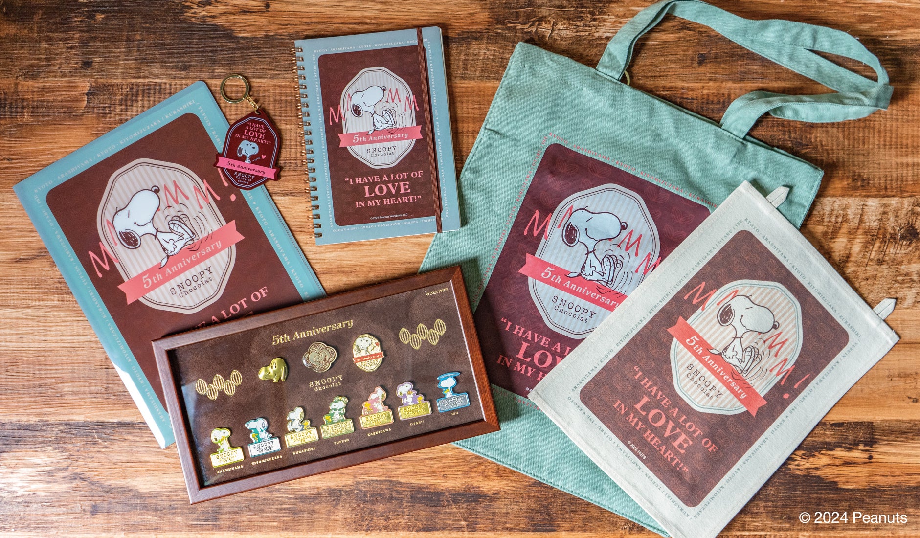 SNOOPY Chocolat はおかげさまで5周年！それを記念したグッズが登場