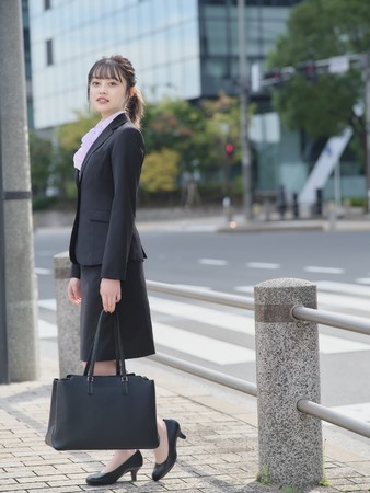 SUIT SELECT x Samantha Beauty Project | 株式会社コナカのプレスリリース