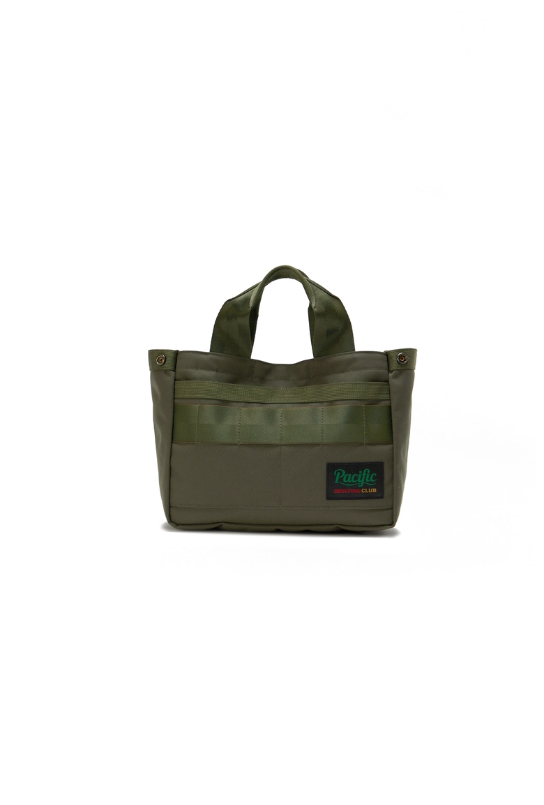 Pacific GOLF CLUBと卓越した機能美を持つラゲッジブランド、BRIEFING