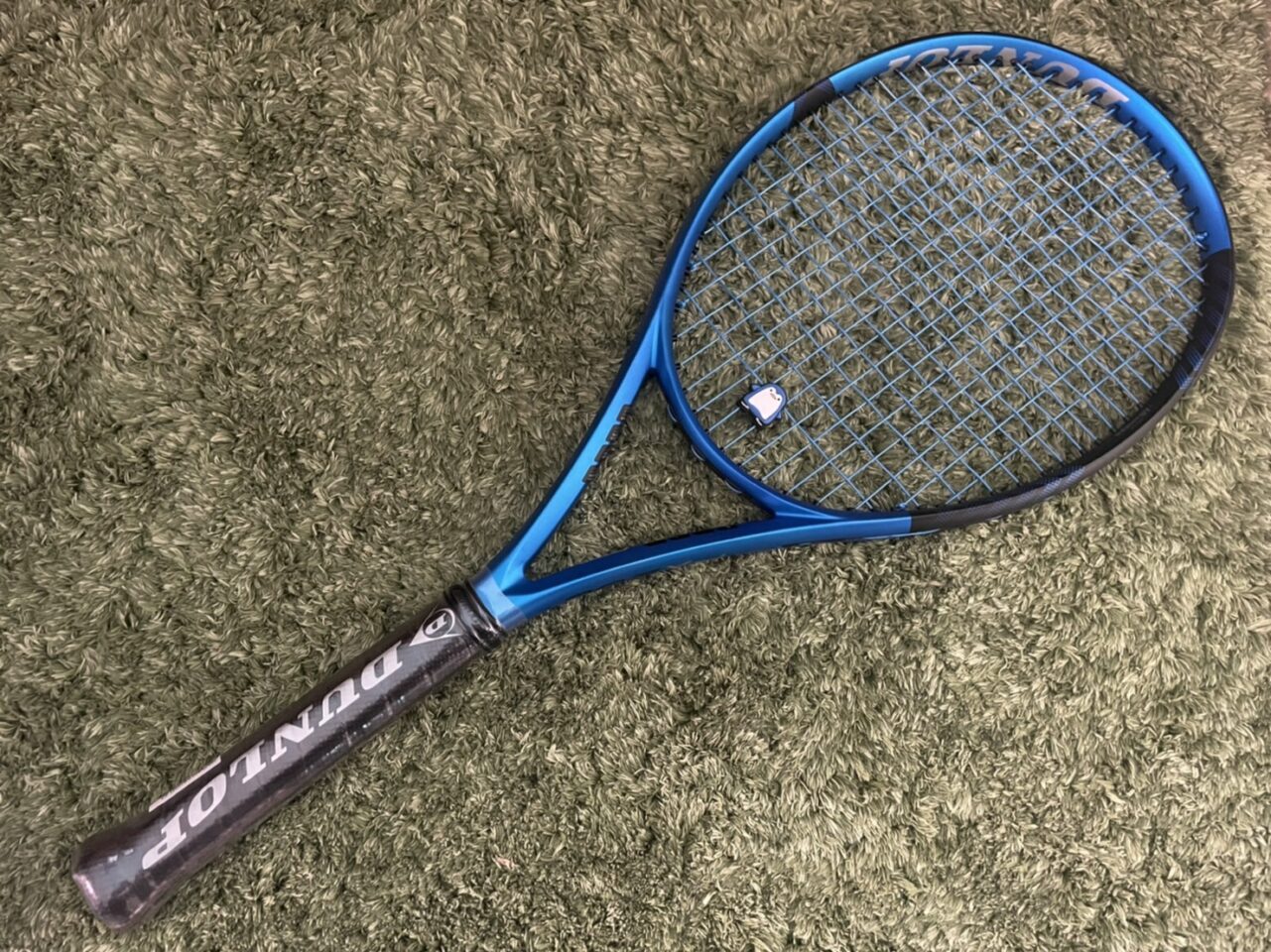 DUNLOP｜FX500 2023 ｜インプレ】弾かず飛ばす新時代ラケット | RACKET