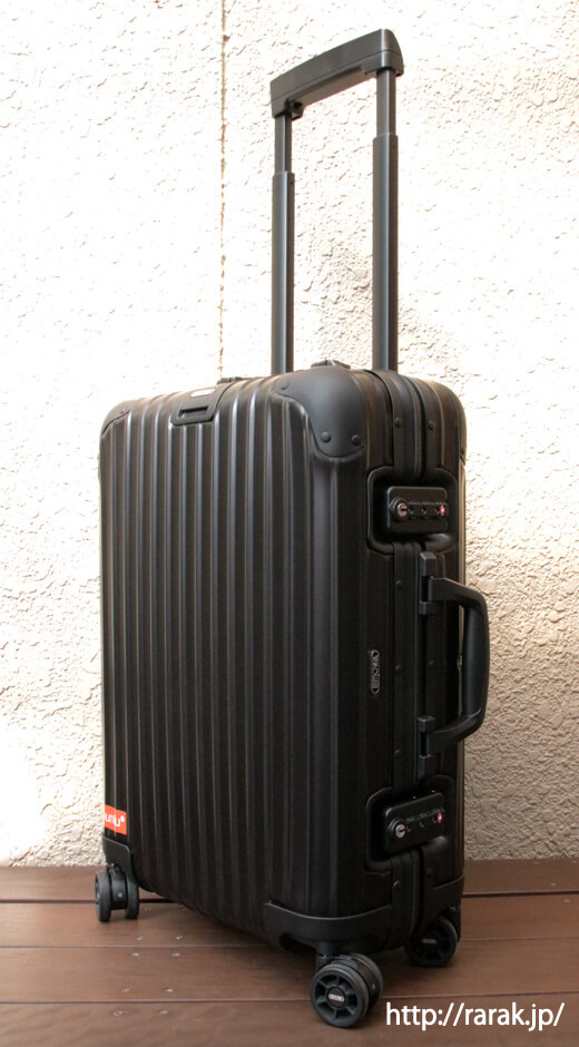 リモワ（RIMOWA）の スーツケース トパーズ ステルス 32Lのレビュー