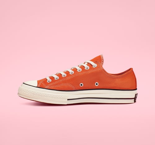 CT70 CAMPFIRE ORANGE（旧 ORANGE SUEDE） LOW CUT （スエード素材