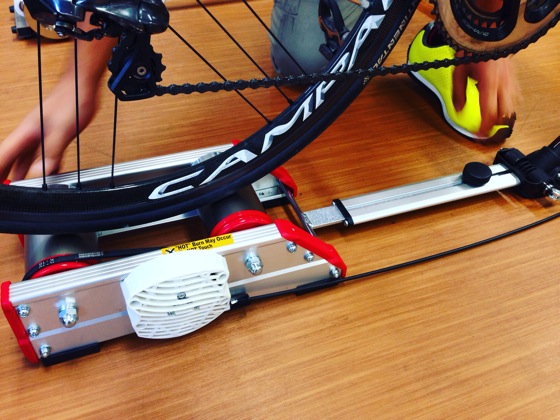 ミノウラ FG540 ハイブリッドローラー インプレッション | IT技術者