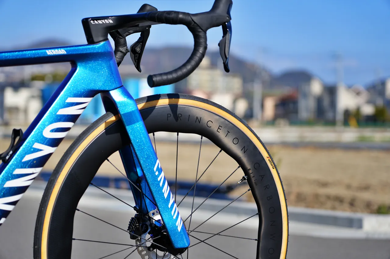 新型プリンストンカーボンワークスWAKE6560 Evolution ホイール