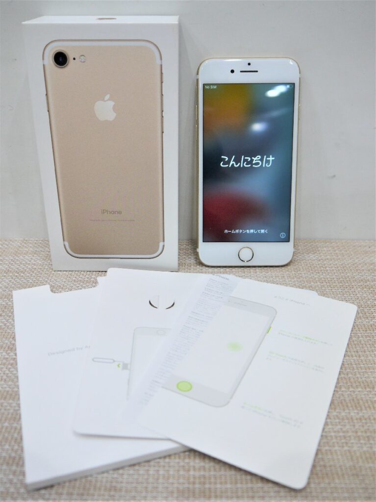 Apple iPhone7 32GB ゴールド MNCG2J/A A1779 SIMフリー 初期化済みの
