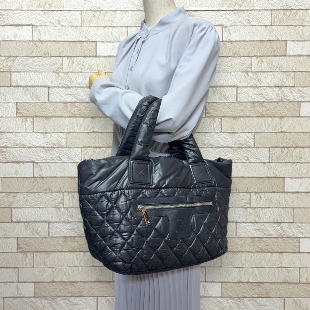 CHANEL シャネル スモール コココクーン ハンドバッグ ナイロン