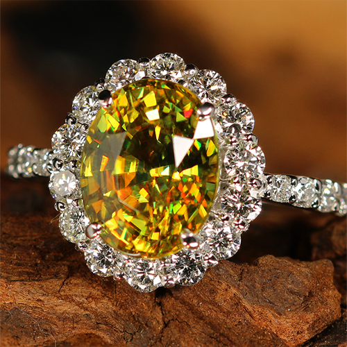 スフェーン 3.7ct ダイヤモンド 0.8ct プラチナ リング(指輪)【品質