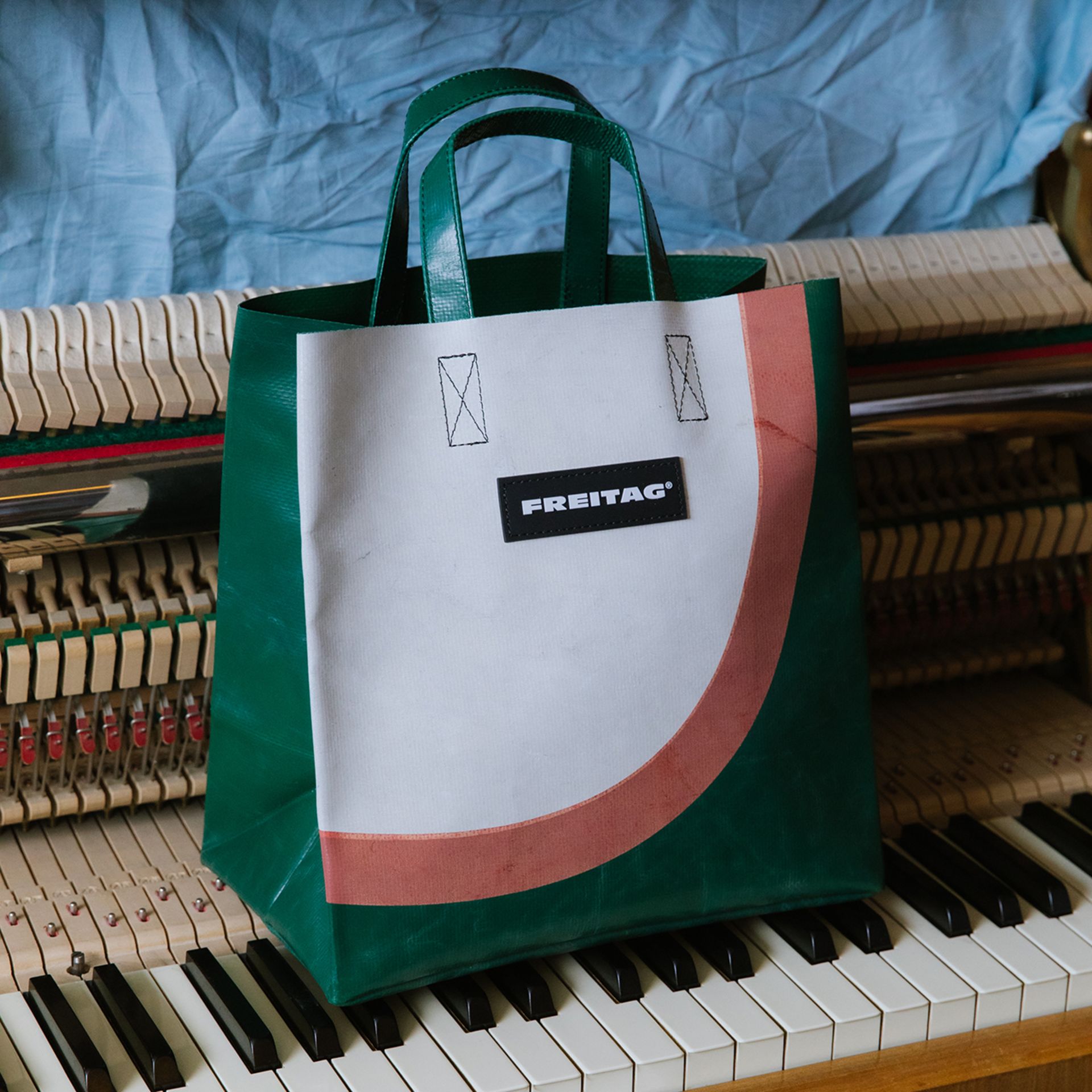 HELLO LITTLE ONE: F250 SONNY | FREITAG