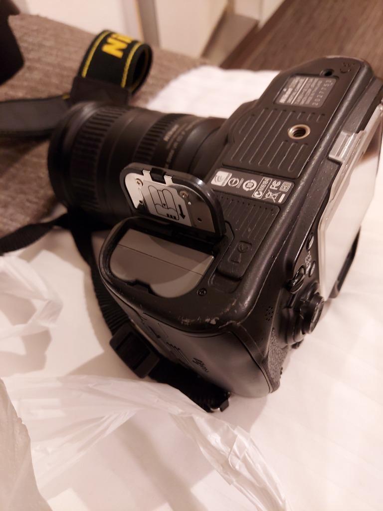 交換用 バッテリー キャップ Nikon D200 D300 D300S D700適用 ドア