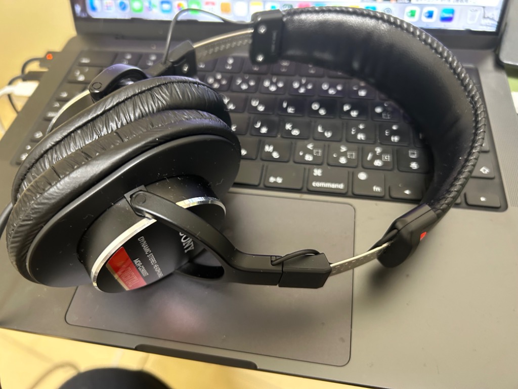 SONY（ソニー） MDR-CD900ST プロ仕様のスタジオモニターヘッドホン