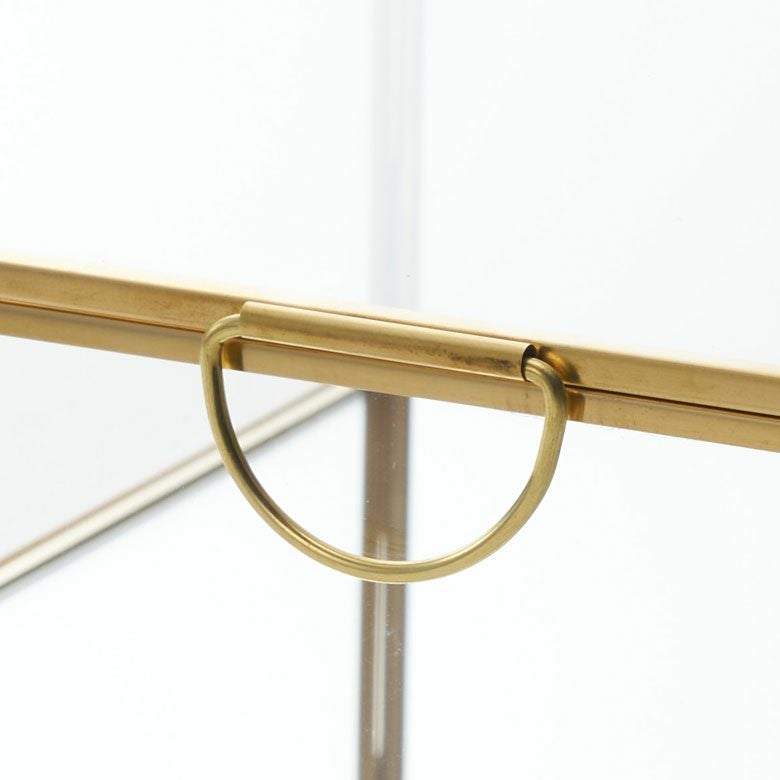 高級感あるゴールドジュエリーボックス、見せる収納に最適な