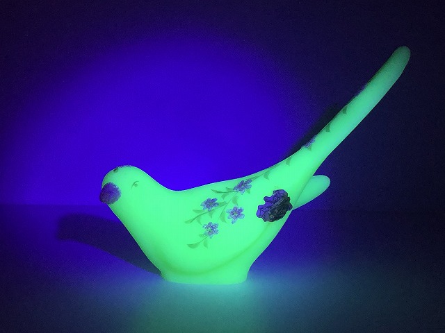 Fenton フェントン ハピネスバード 鳥 置物 ヴァセリンガラス ウラン