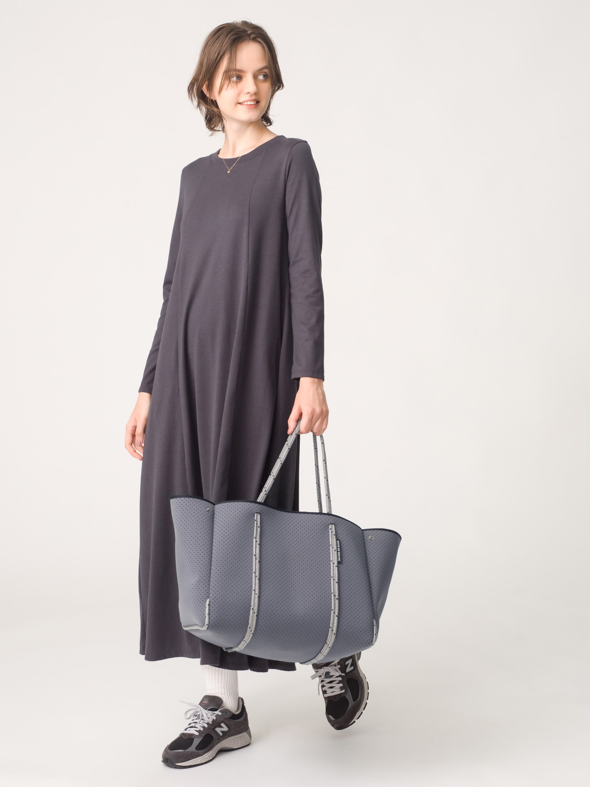 エスケープ（チャコールグレー/チャコールマール）｜STATE OF ESCAPE