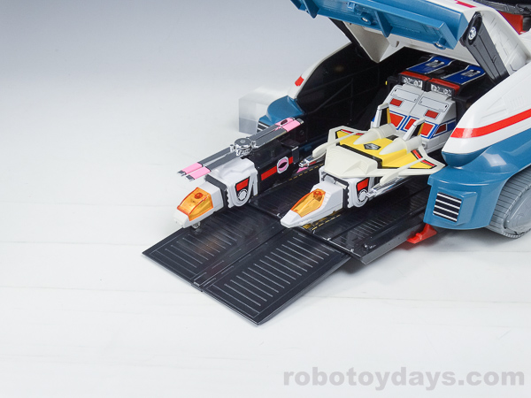 ビッグスケール ターボランジャー (Turbo Ranger) レビュー | RoboToyDays