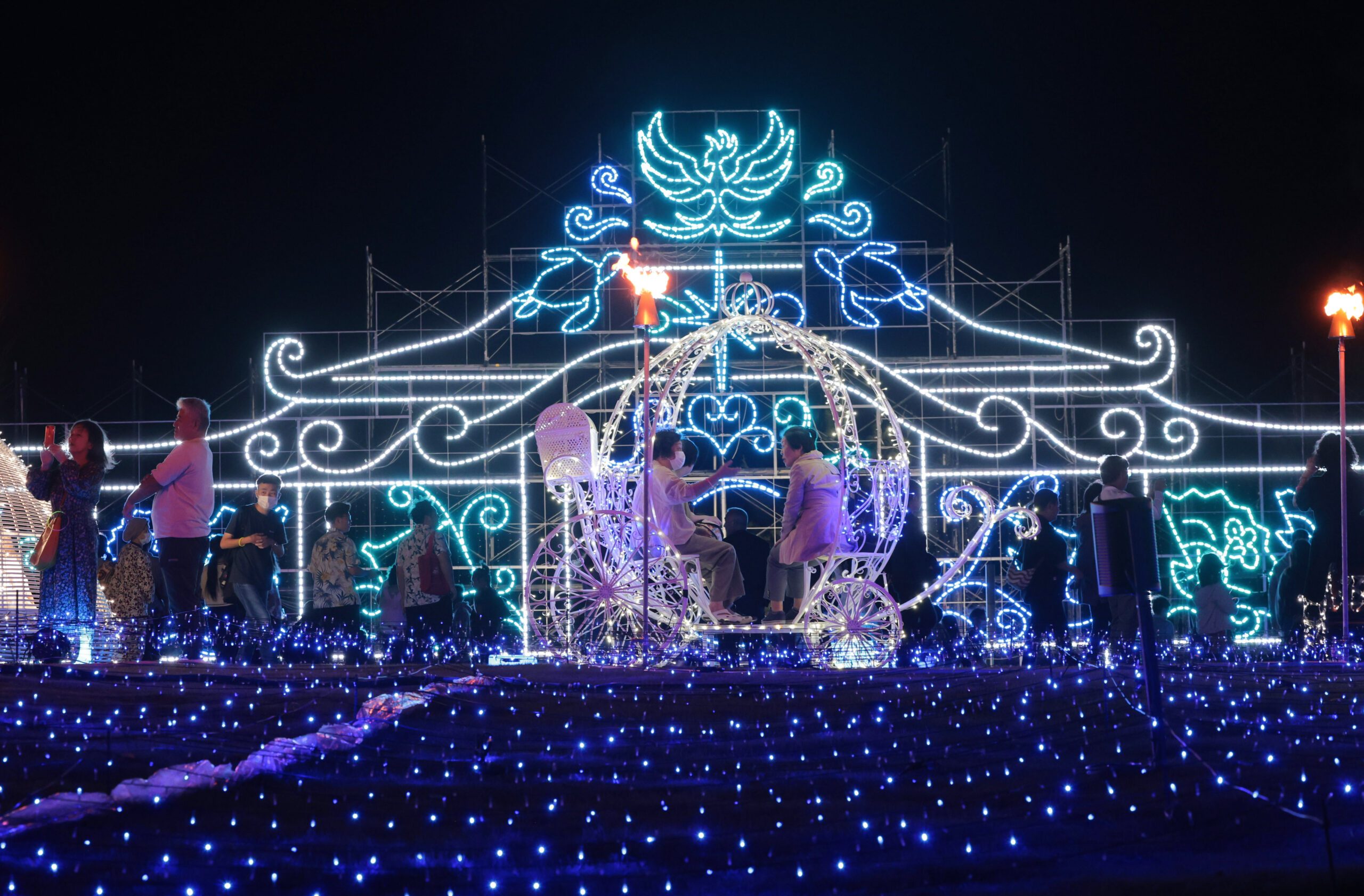 NE20251114G03341000200-scaled.