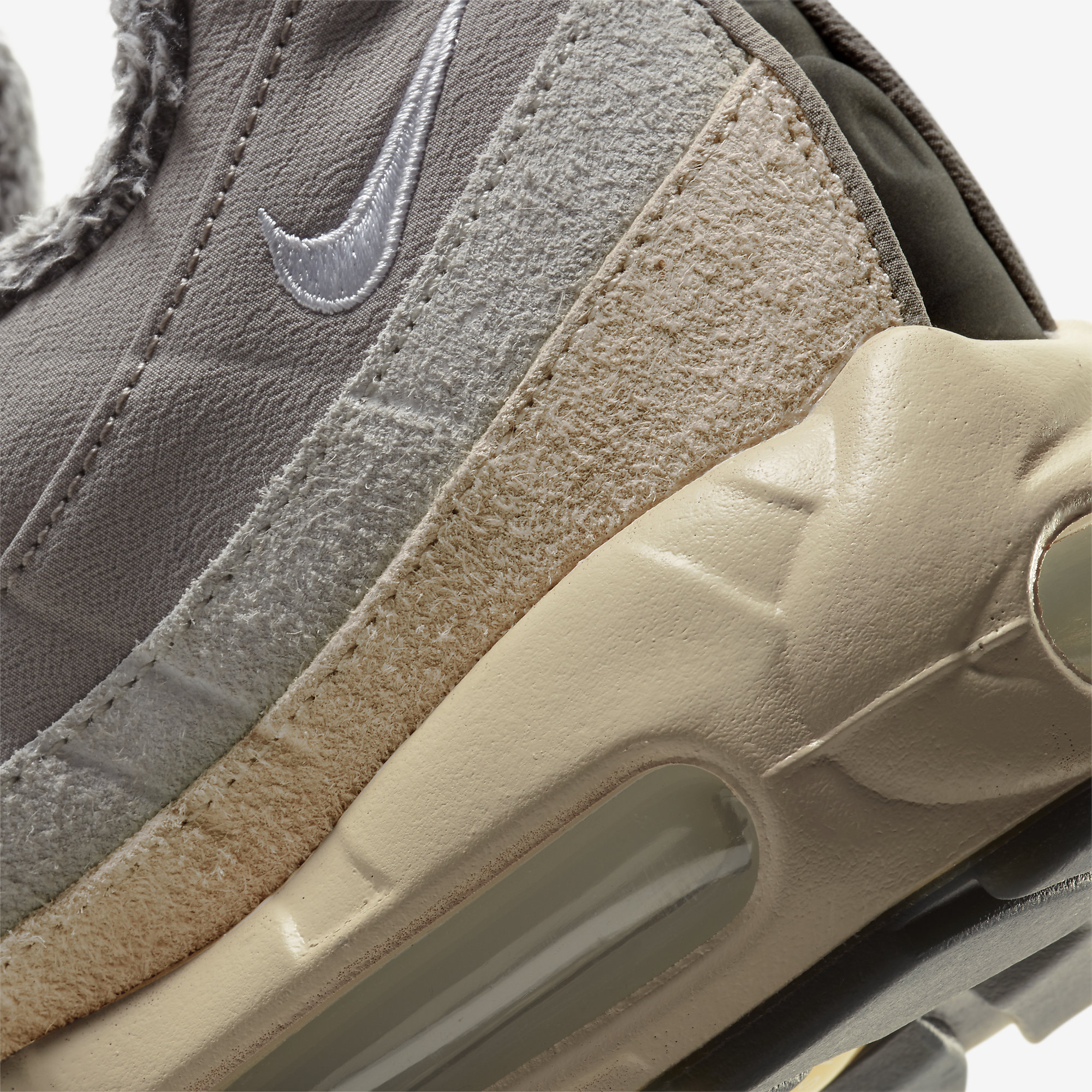 Nike Air Max 95 SE Enigma Stone/White/Oatmeal/Light Bone DC8099