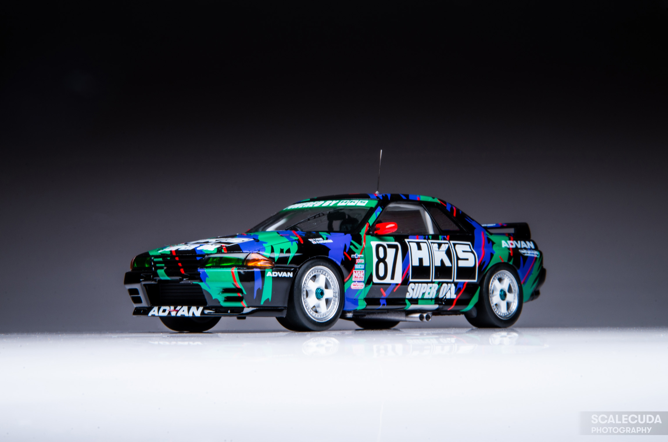 HPI 1/43 HKS R32 #87 JTC 1993 & Castrol R32 #23 1990 Macau Winner