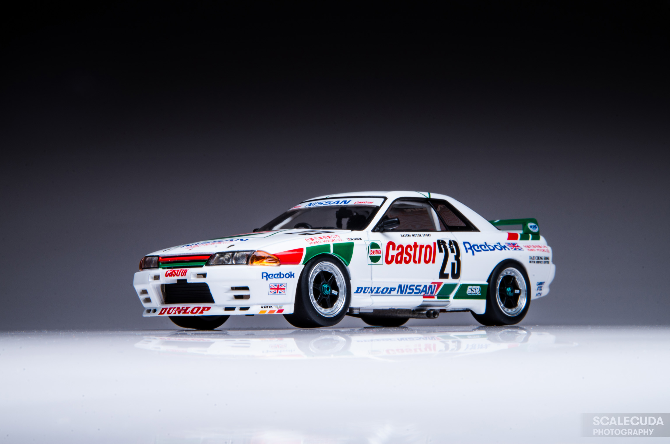 HPI 1/43 HKS R32 #87 JTC 1993 & Castrol R32 #23 1990 Macau Winner