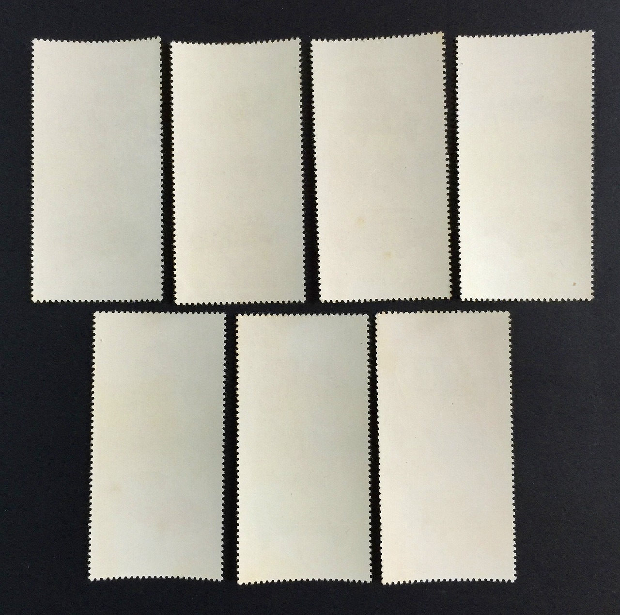 外国切手 YEMEN 初代車とグレードアップ車 切手7枚セット | 収集ワールド