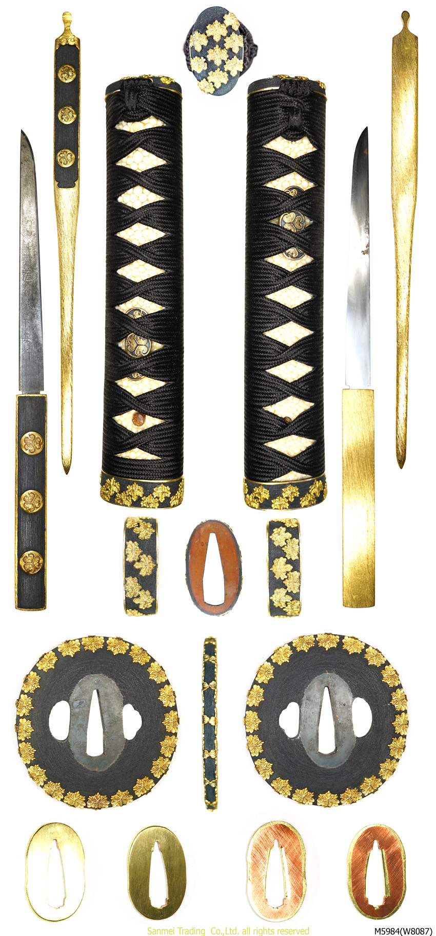 黒蝋色鞘桐葵紋散金具大小拵