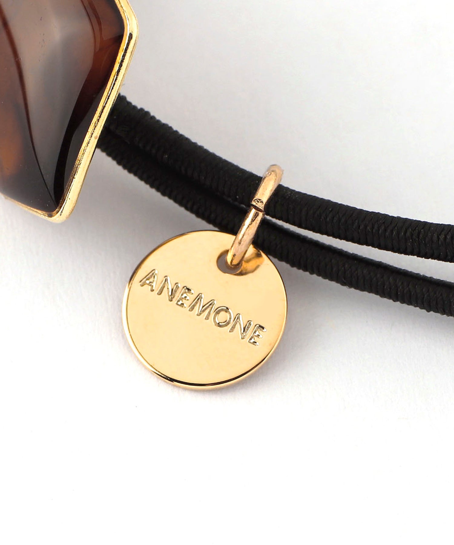 ANEMONE】ゴールドフレームの艶めきヘキサゴンプレートのヘアゴム