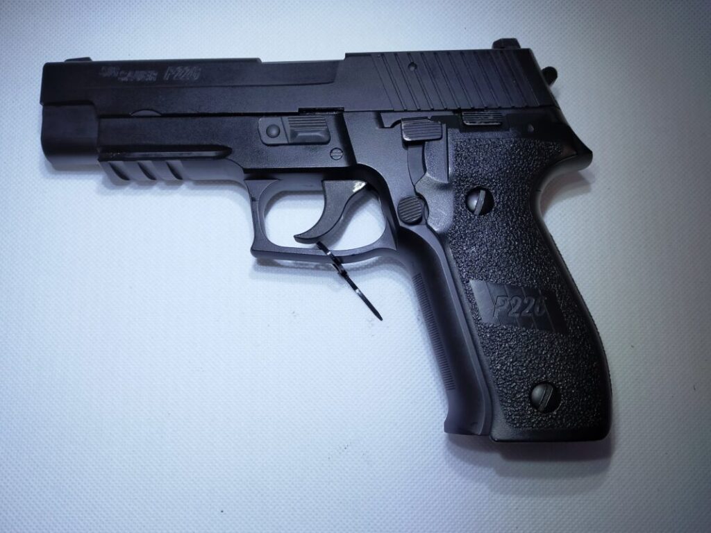 東京マルイ SIG P226レイル ガスブローバックガンレビュー | サバゲー