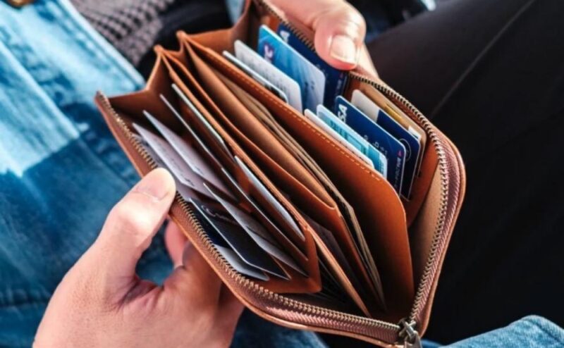 究極の財布！国産長財布SMITHカードが立つ日本製栃木レザー！ | 財布の森