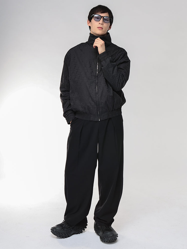 FENDI (フェンディ) 総柄 ロゴ ズッカ柄 スタンドカラ― 中綿ジャケット