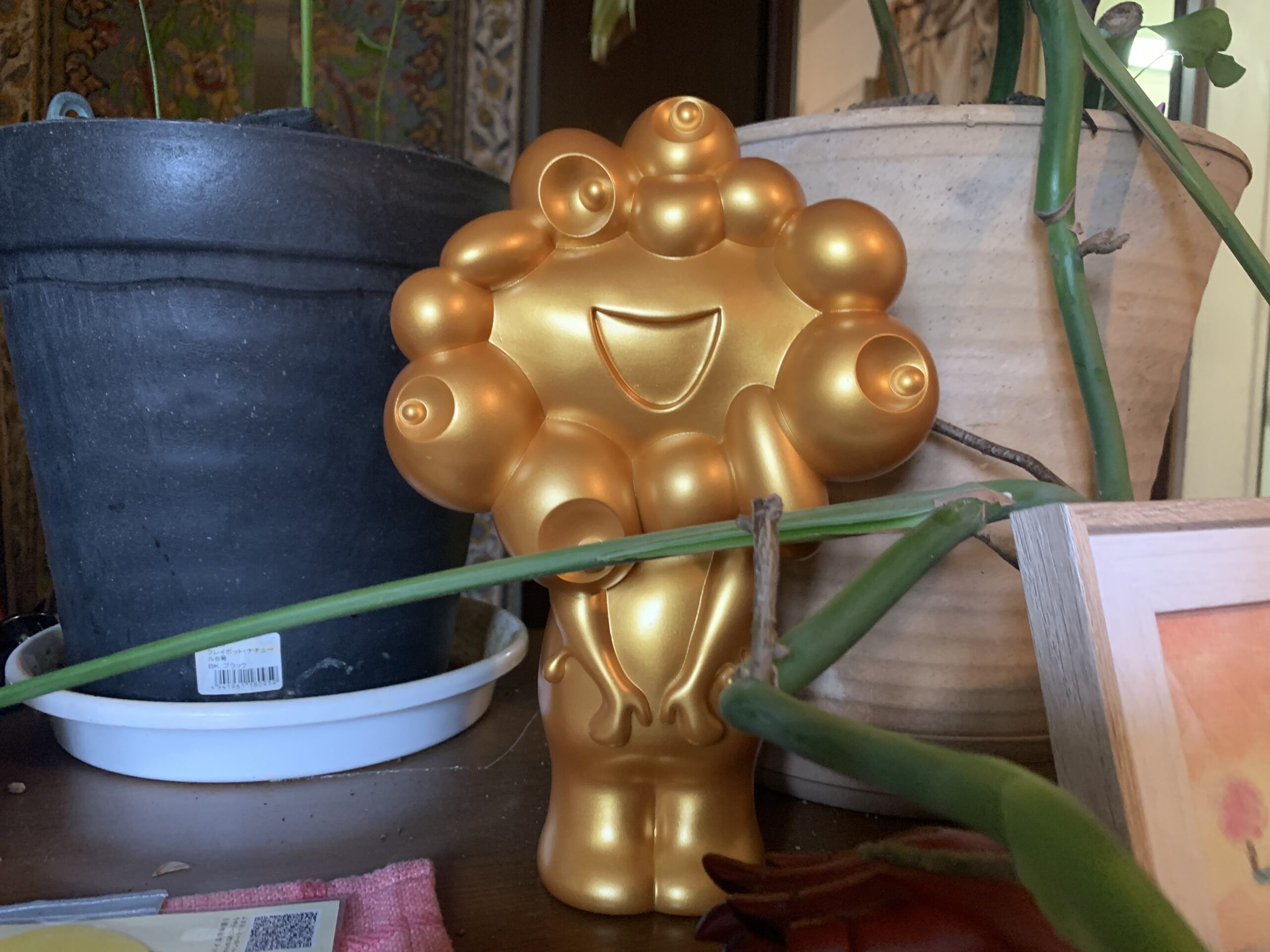 大阪・関西万博】「金のミャクミャク様貯金箱」ついに買いました
