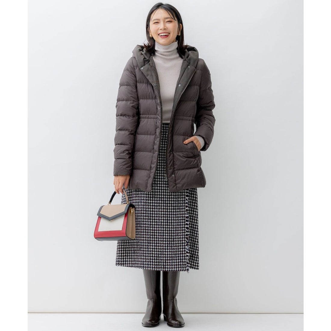 ニジュウサンク 23区 【洗える】シレータフタ ショート ダウンコート