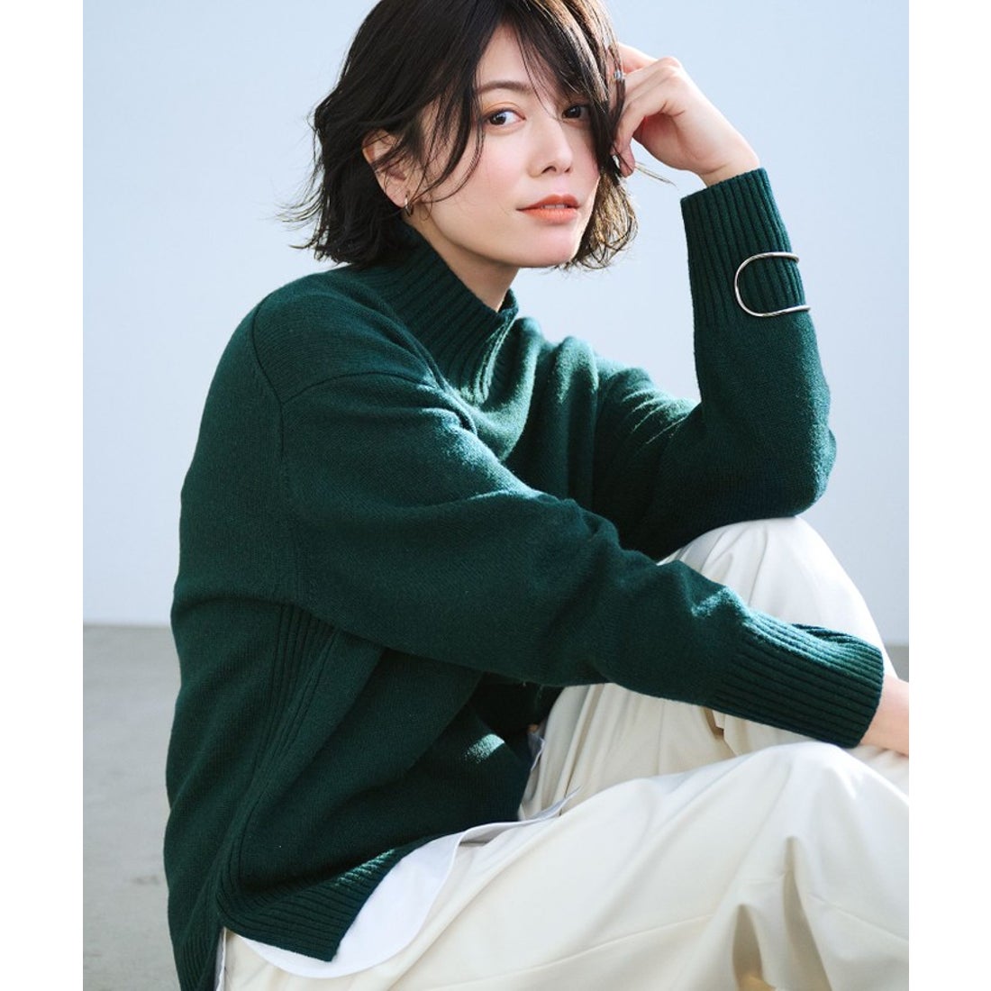 ニジュウサンク 23区 カシミヤブレンド ハイネック ニット （ブルー系