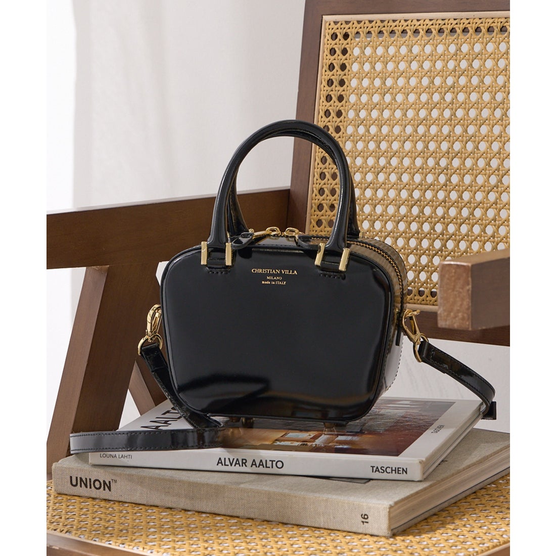 クリスチャンヴィラ CHRISTIAN VILLA ガラスレザー 2way台形ミニ