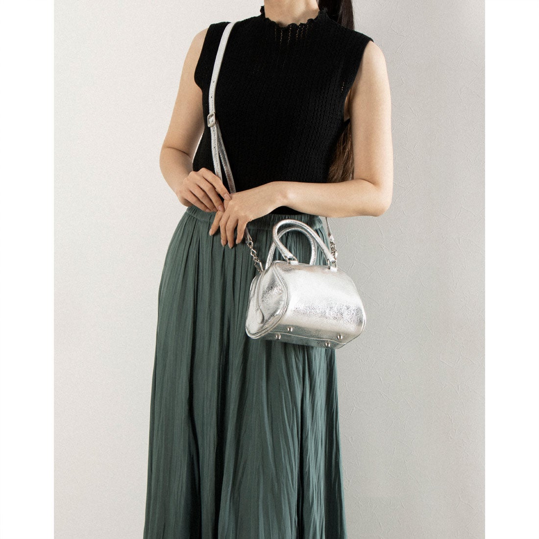 クリスチャンヴィラ CHRISTIAN VILLA メタリックレザーミニボストン