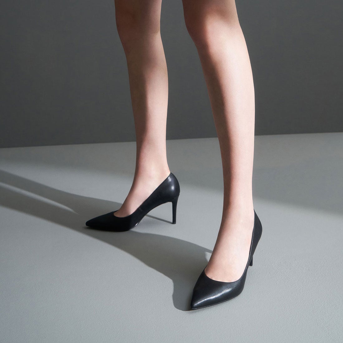 CHARLES & KEITH ポインテッドトゥ スティレットパンプス 【再入荷