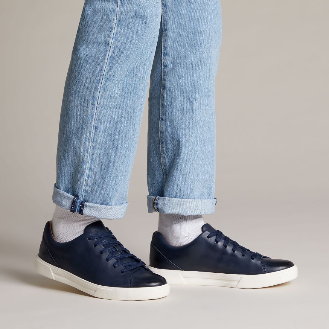 Un Costa Lace / アンコスタレース （ネイビーレザー） -Clarks