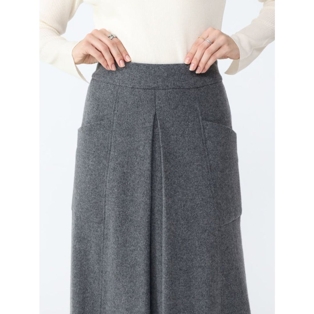 アーガ Aga Aga×NORITAKE 圧縮ウールジョーゼットボックスタックス