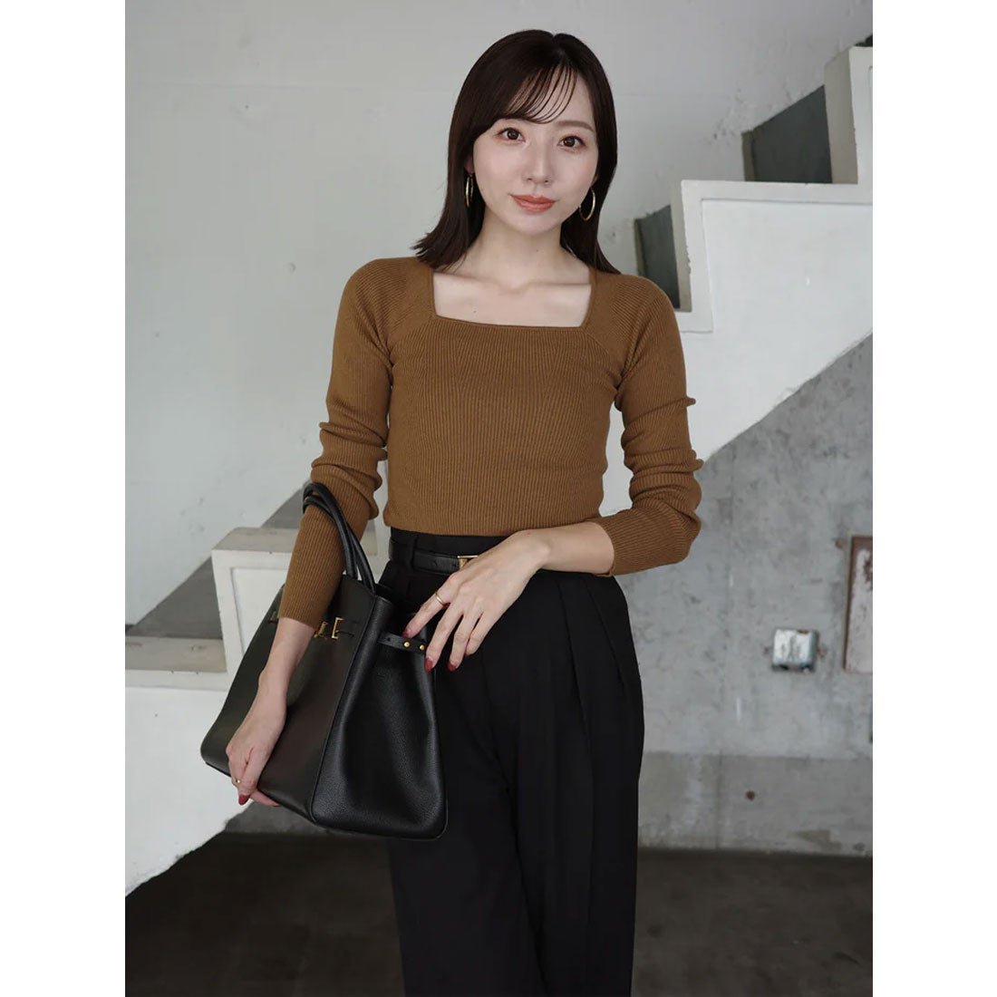 アニュアンス anuans シルクカシミアブレンドデコルテリブニット