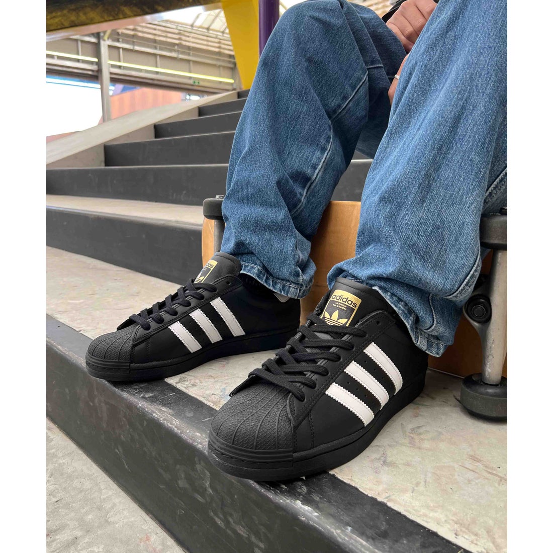adidas skateboarding アディダス スケートボード SUPERSTAR ADV
