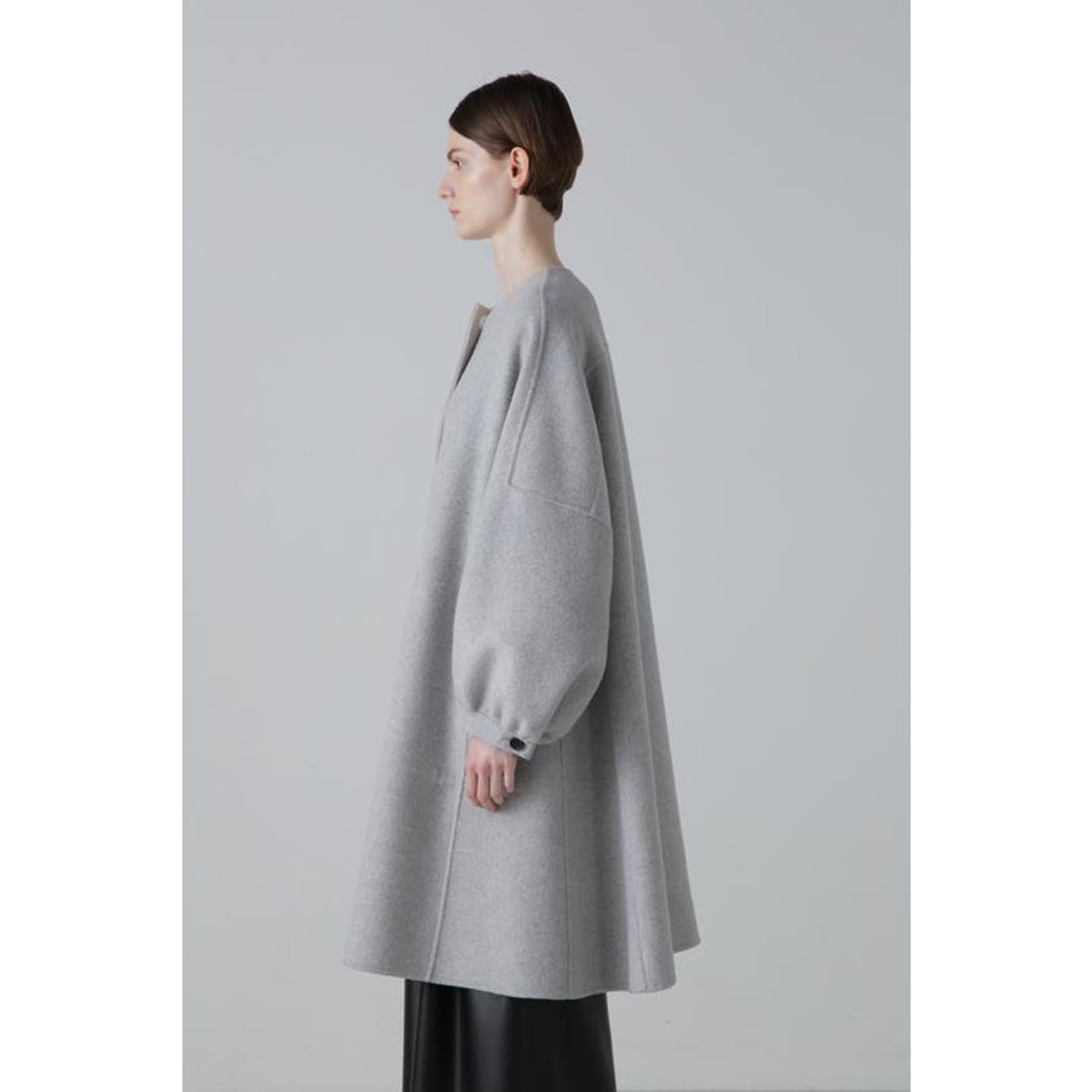 アドーア ADORE ◇カシミヤ混2TONEリバーノーカラーコート （トップ