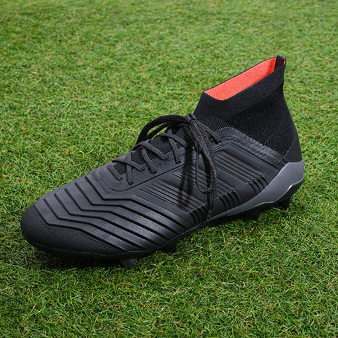 adidas アディダス プレデター 18.1 FG/AG(ブラック) CM7413 コア