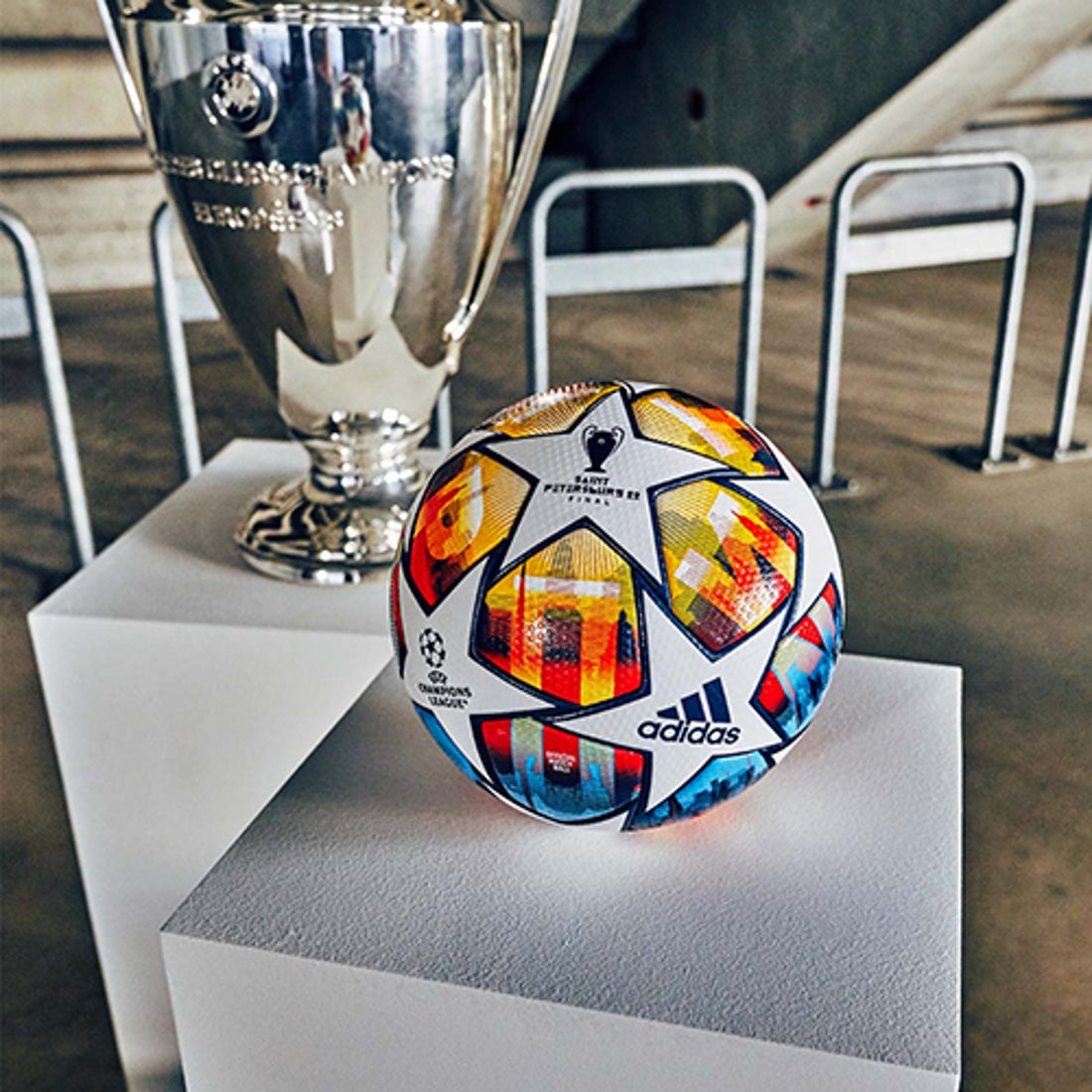 adidas アディダス フィナーレ サンクトペテルブルク プロ 5号球